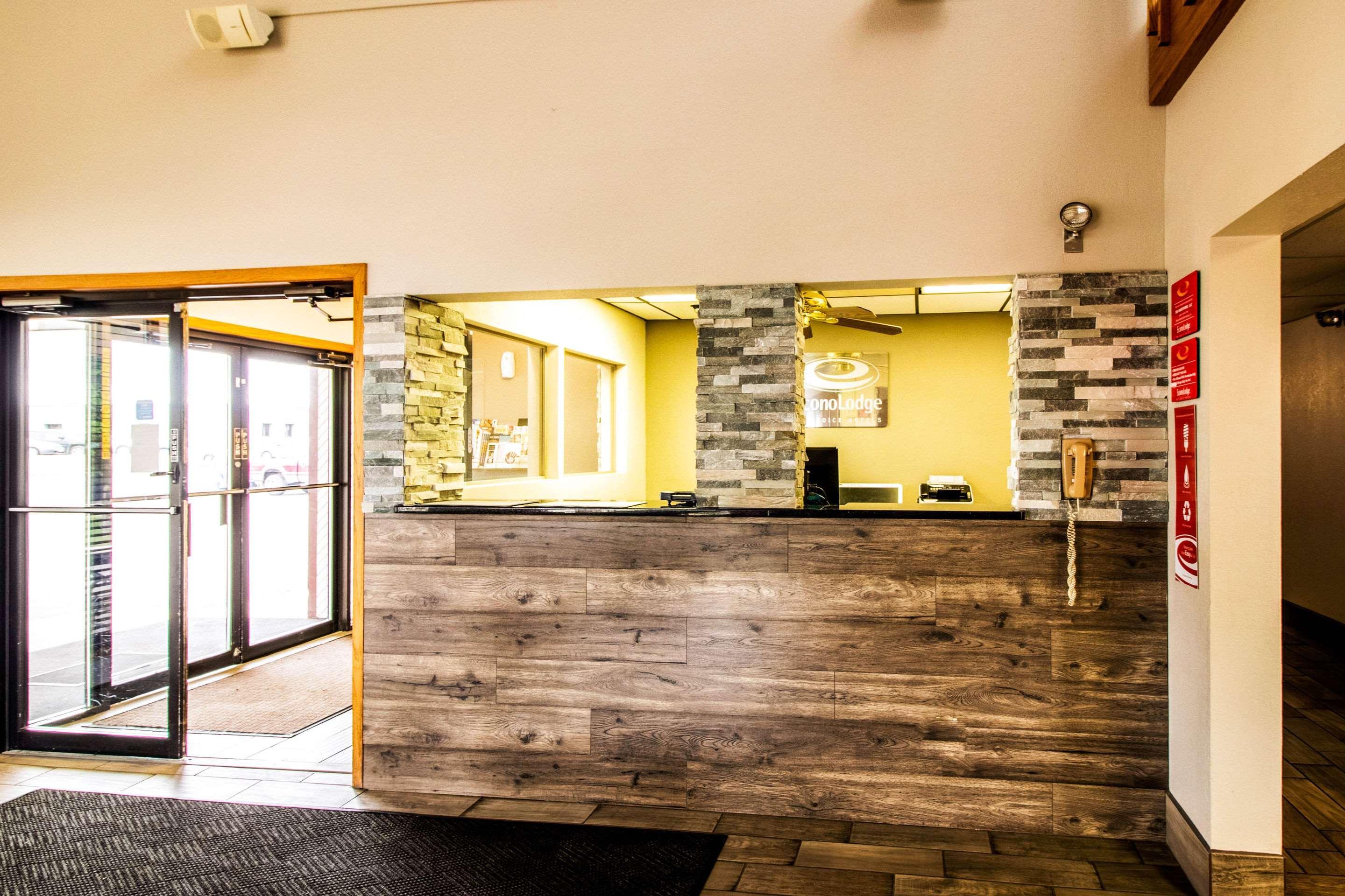Econo Lodge Watertown Dış mekan fotoğraf