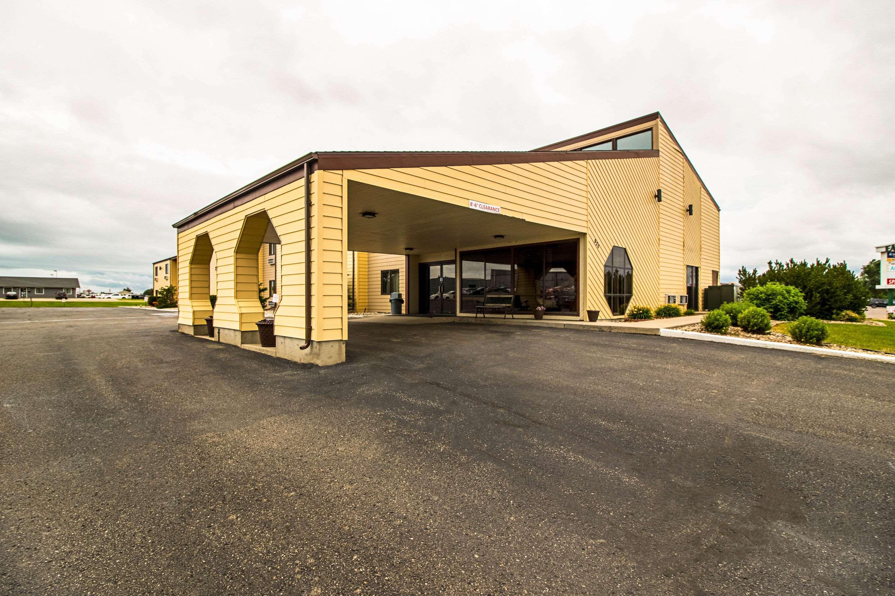 Econo Lodge Watertown Dış mekan fotoğraf
