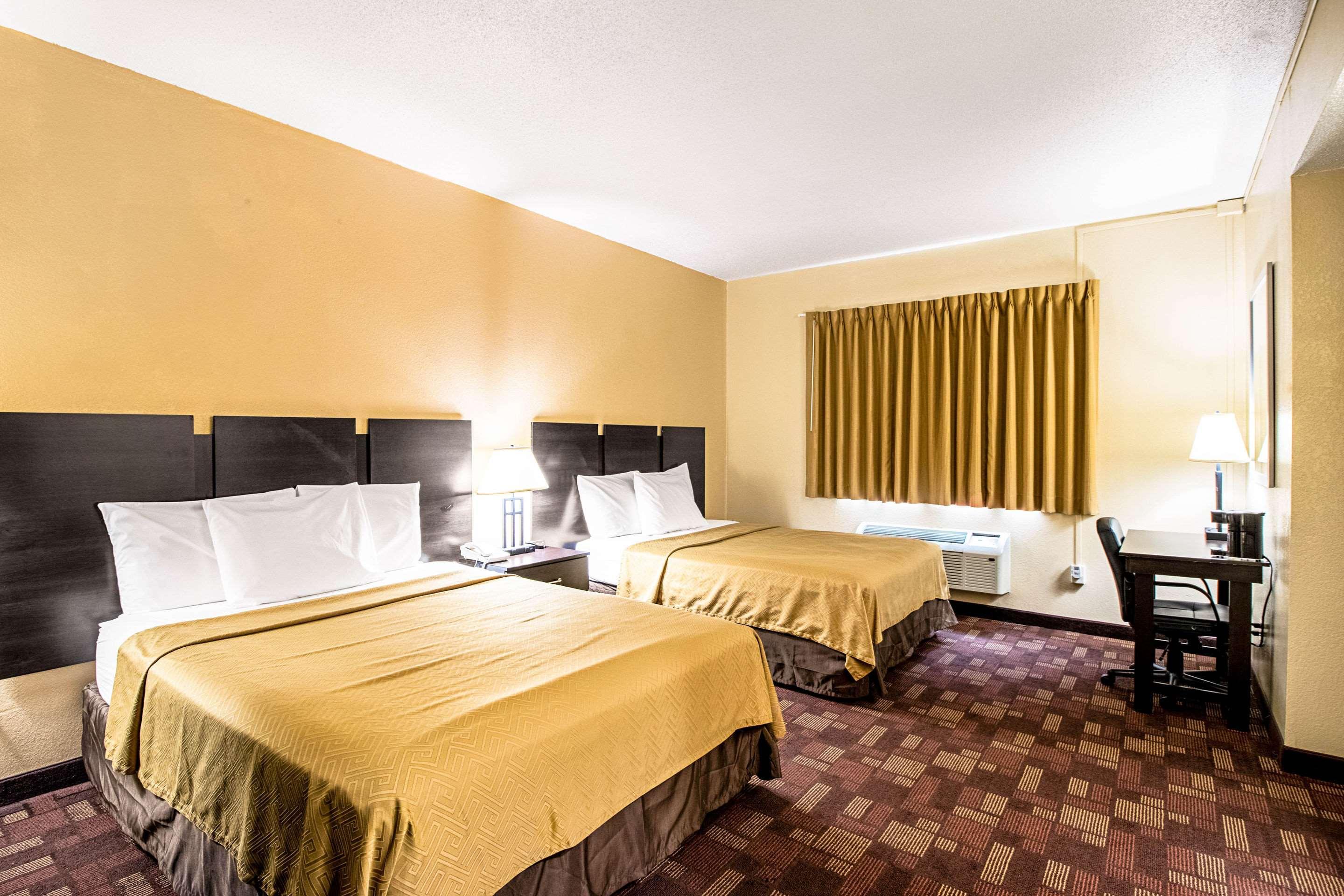 Econo Lodge Watertown Dış mekan fotoğraf
