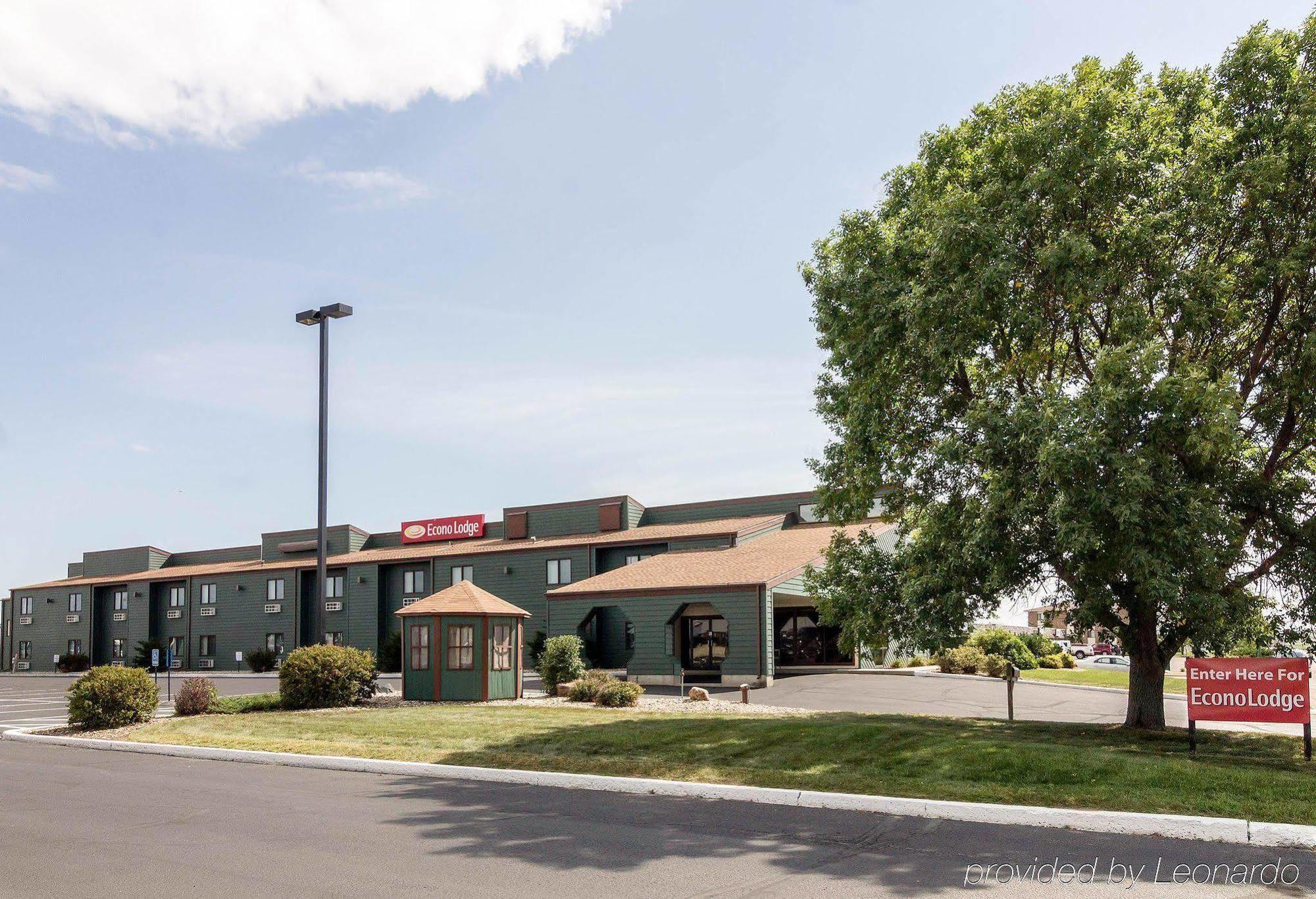 Econo Lodge Watertown Dış mekan fotoğraf