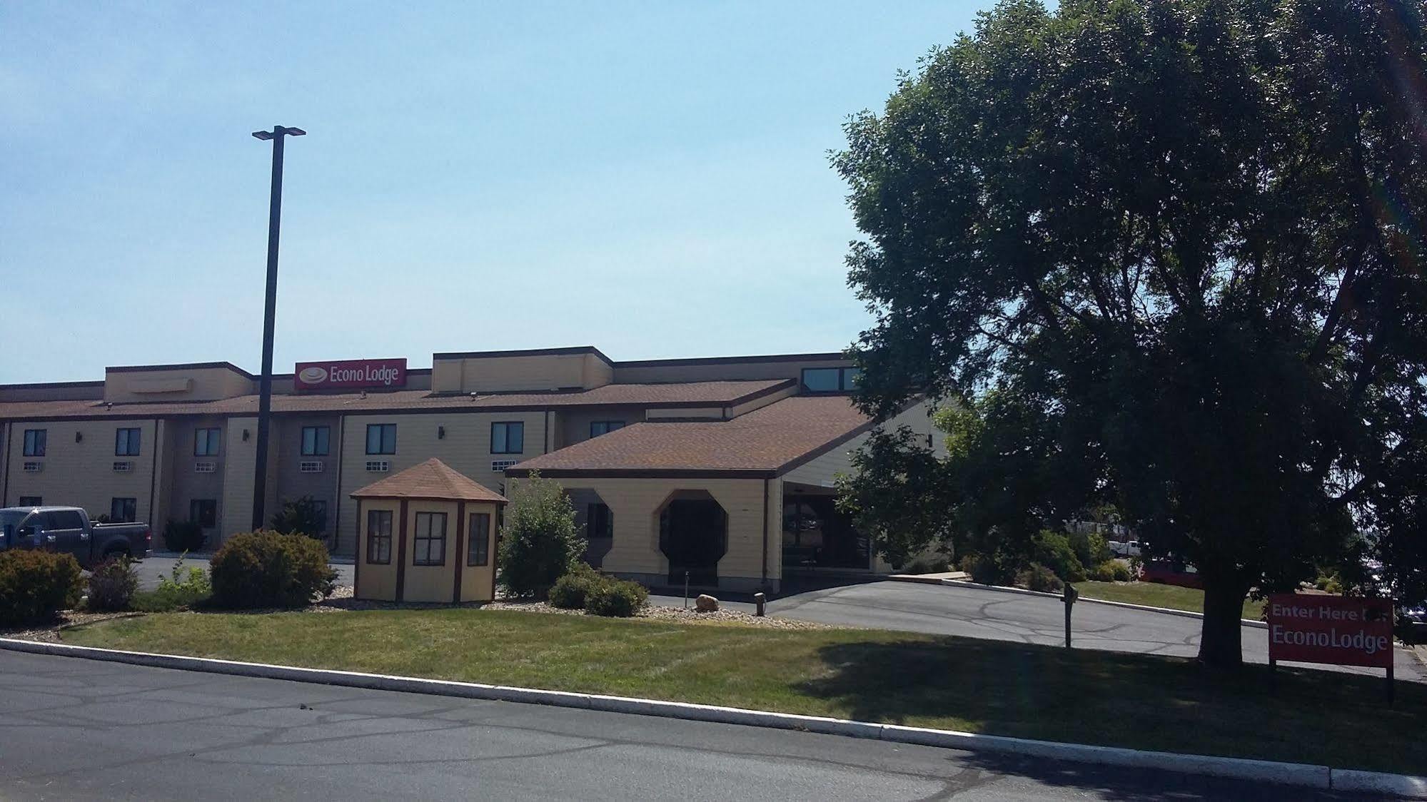 Econo Lodge Watertown Dış mekan fotoğraf